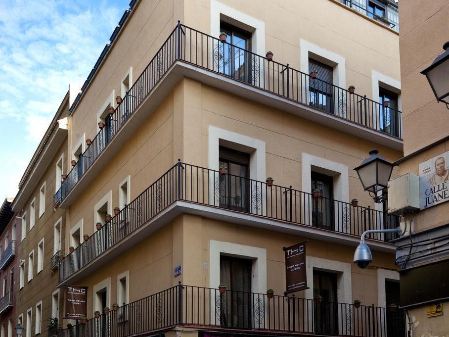 Thc Tirso Molina Hostel Madrid Dış mekan fotoğraf
